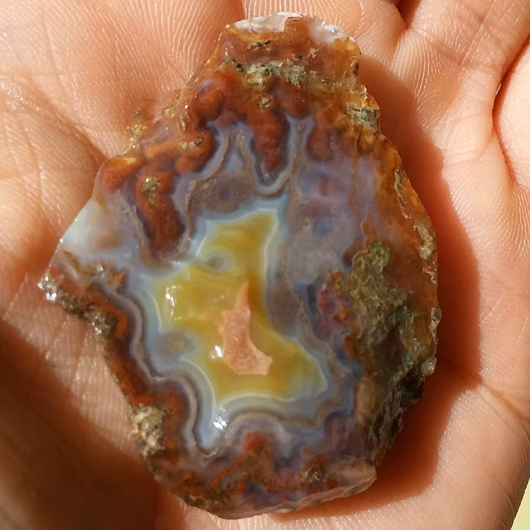 سنگ راف عقیق سلیمانی رنگی بی نظییییر خاص 100 درصد طبیعی