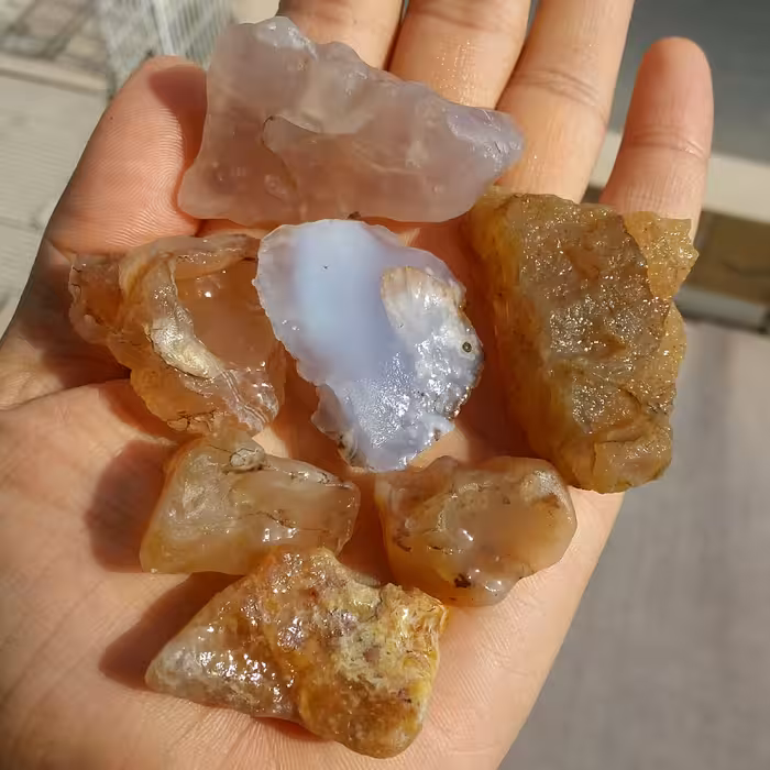 پک 7 عددی سنگ راف حبه شده عقیق رنگی محشر دیدنیییی
100 در صد طبیعی
شاهکار خلقت
