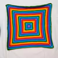 قلاب بافی رنگین کمانی اکریل تاب طرح مربع