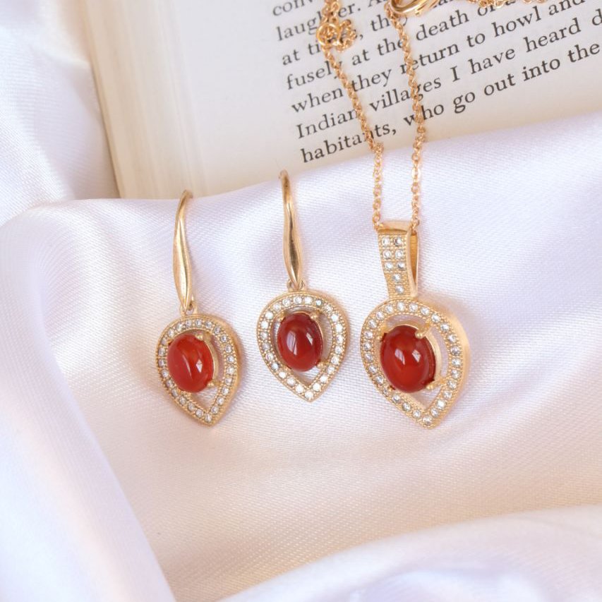 نیم ست عقیق طلاروس 