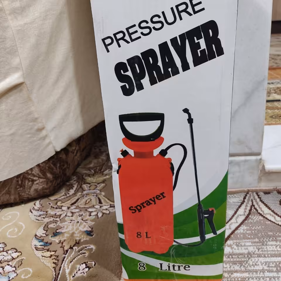 سمپاش 8 لیتری حرفه ای