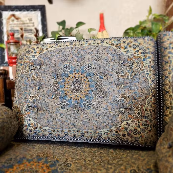 پشتی ترمه طرح شاه نشین رنگ طوسی (یک جفت)