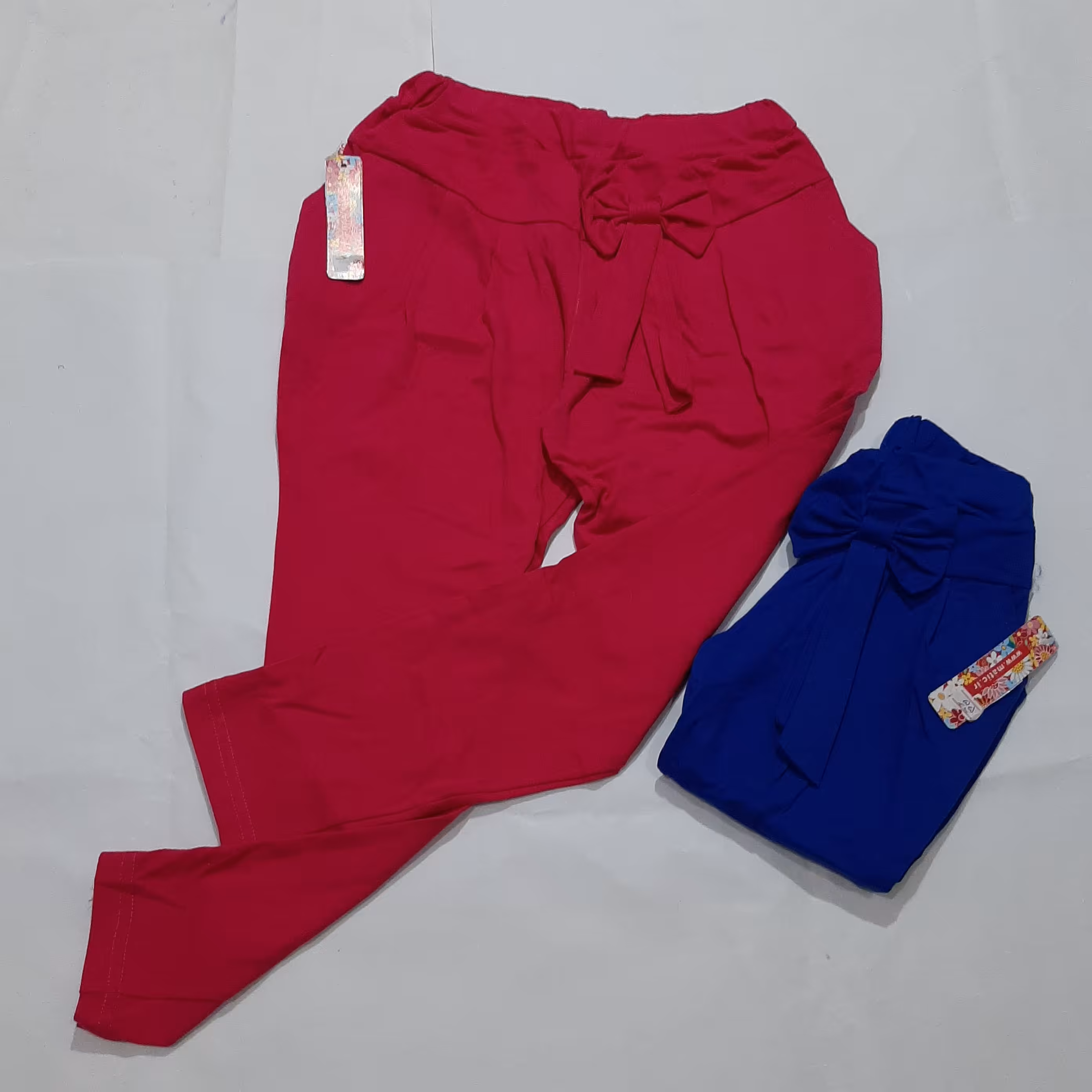 شلواردخترانه نخ پنبه درجه یک مدل دارکمرکشی  دردورنگ