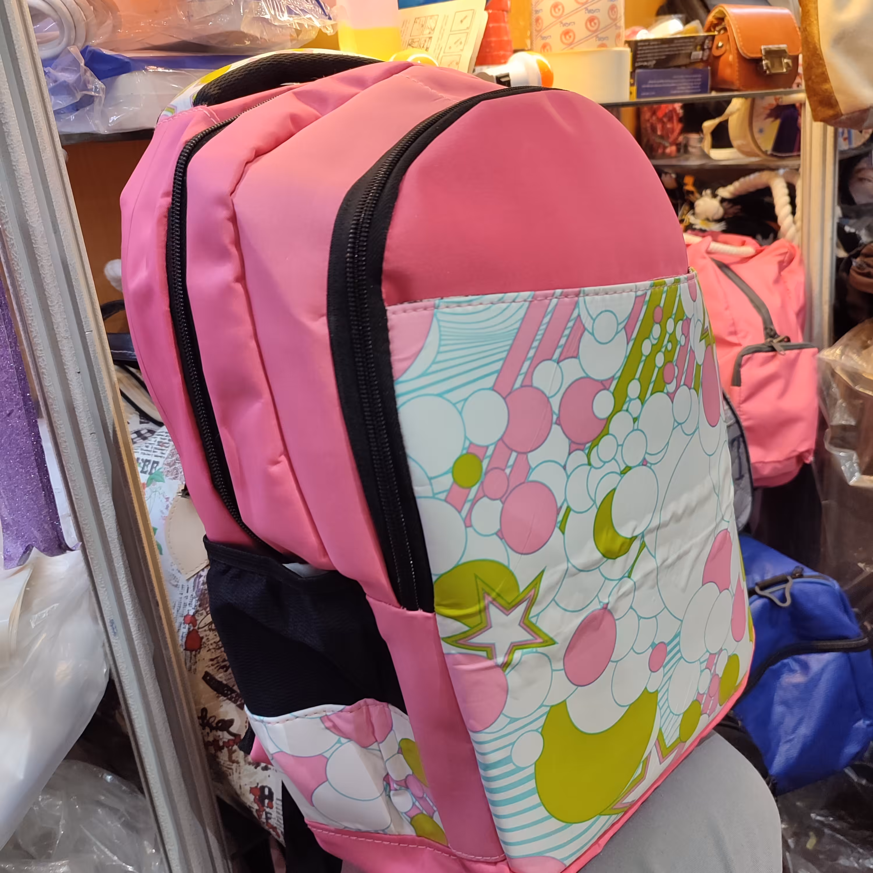 کوله مدرسه صورتی خارجی دسته طبی پشتی طبی با جاقمقمه ای و بند طبی و 3زیپ