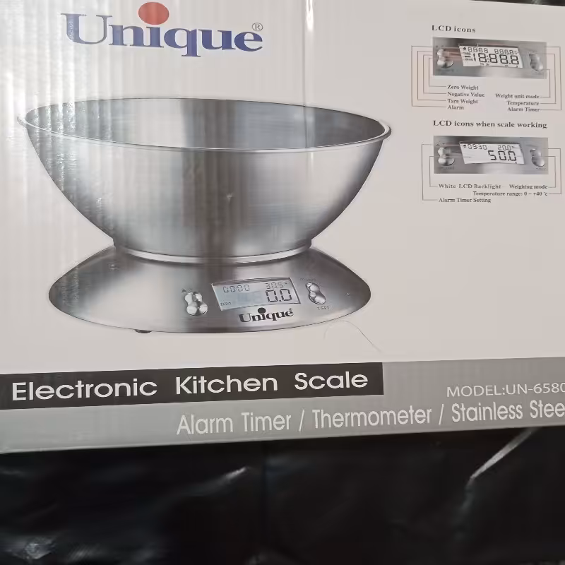 ترازوی آشپزخانه یونیک کد UN-6580 دستگاهی با طراحی مدرن و کاربردی میباشد. این ترازو دارای بدنه تمام استیل است. این ترازو 