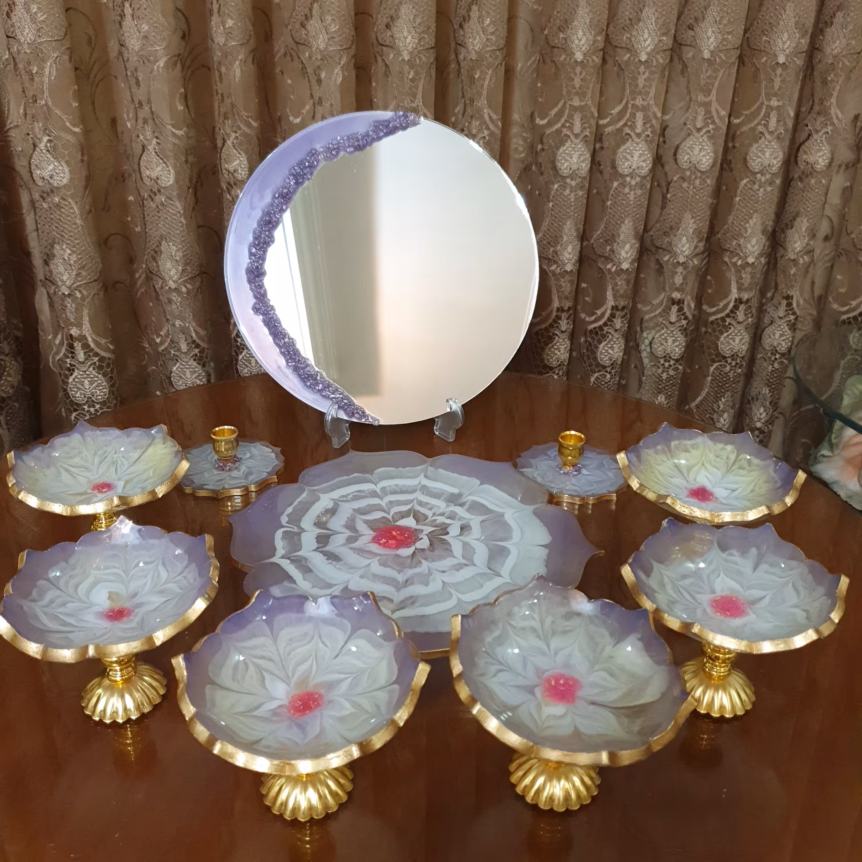 ست کامل هفت سین گل سه بعدی با پایه طلایی  و رنگ یاسی روشن 