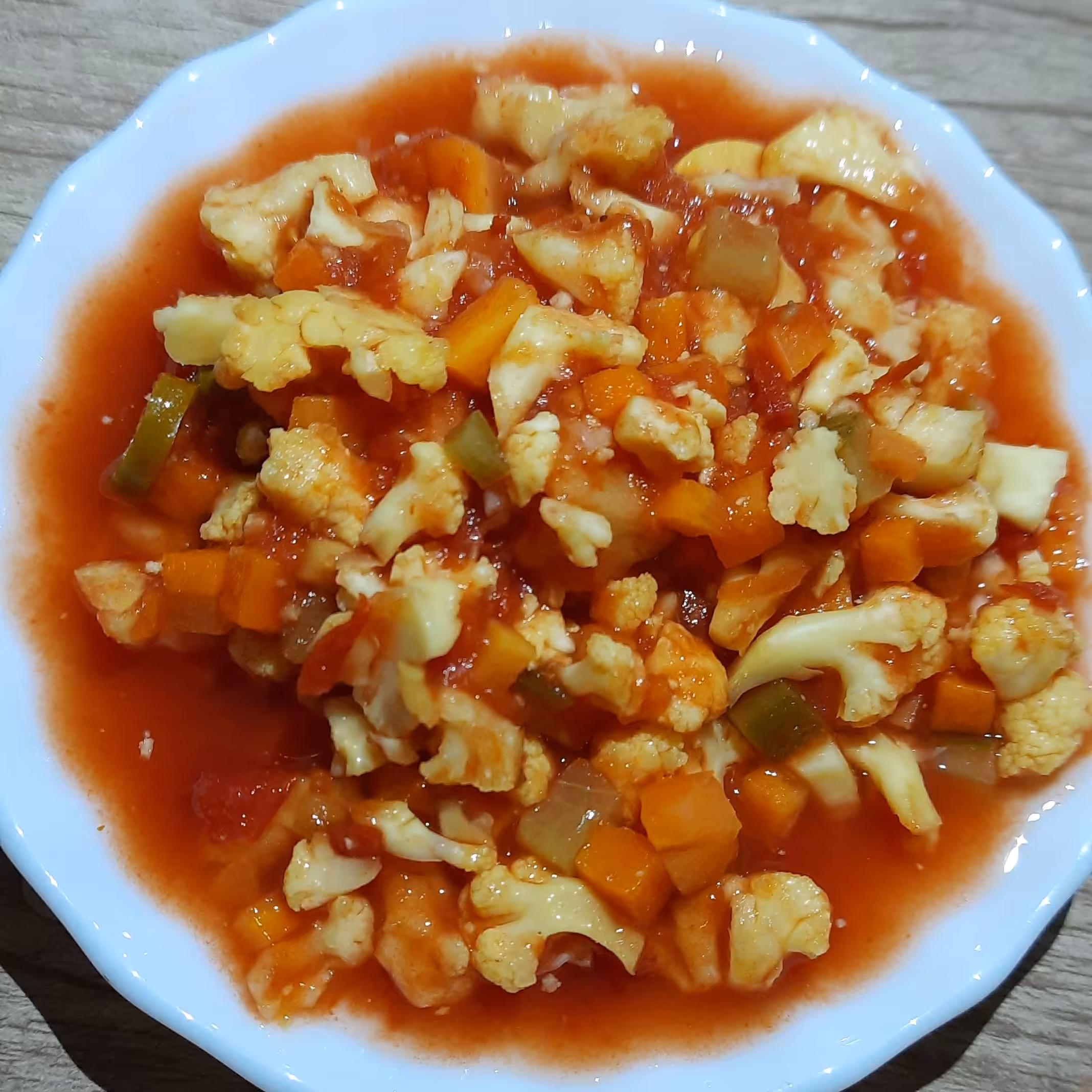 ترشی گوجه تند