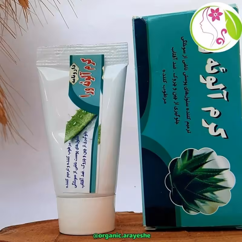 کرم آلوئه ورا گیاهی دارونامه