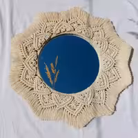 قاب آیینه مکرومه