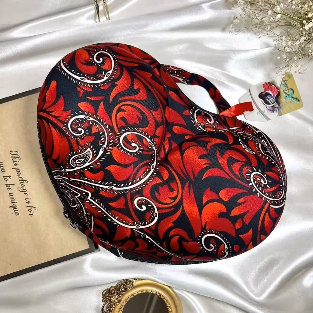 کیف لباس زیر قلبی  طرح پیچک