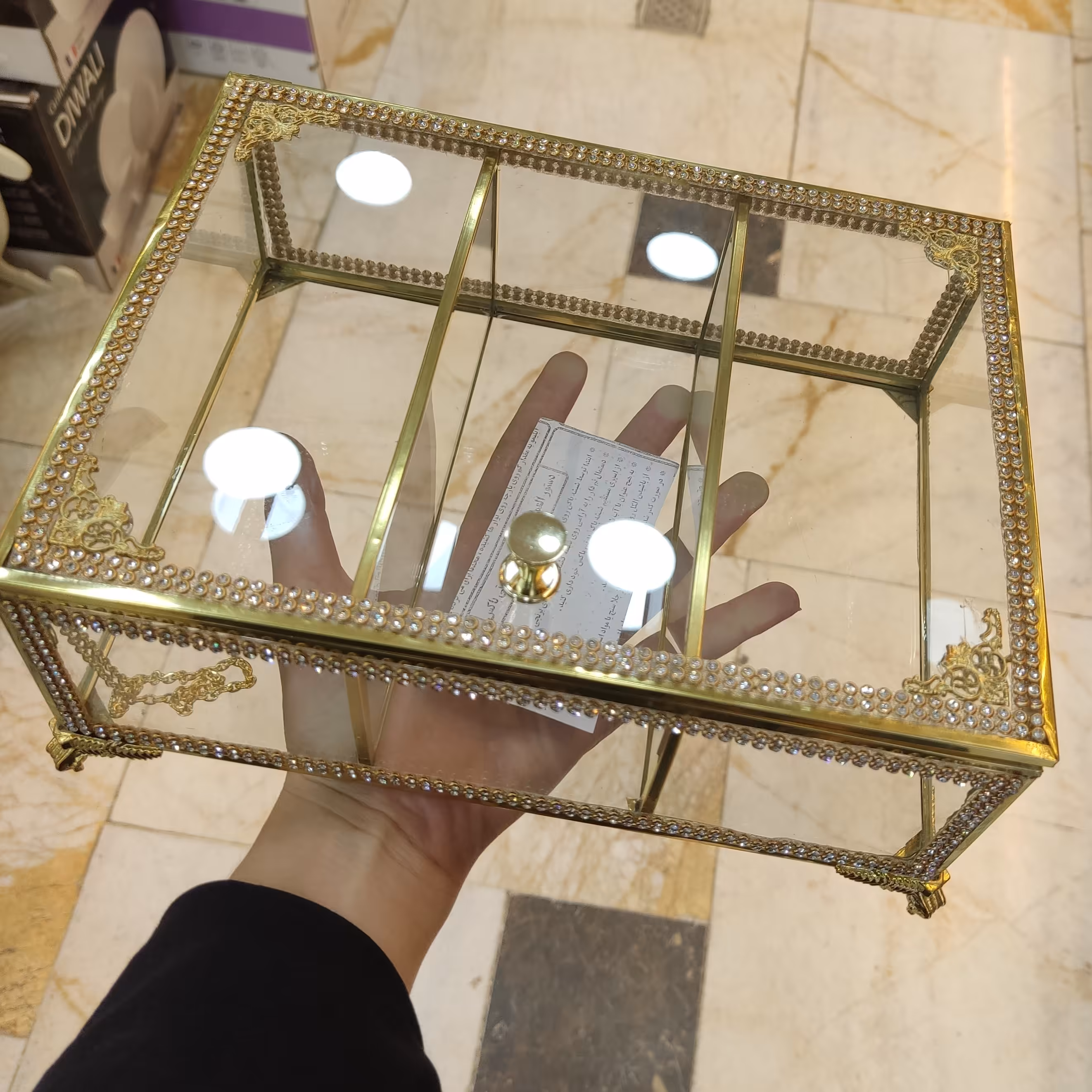 تیبگ شیشه ای فریم  استیل آبکاری درجه یک دور نگین در 2سایز