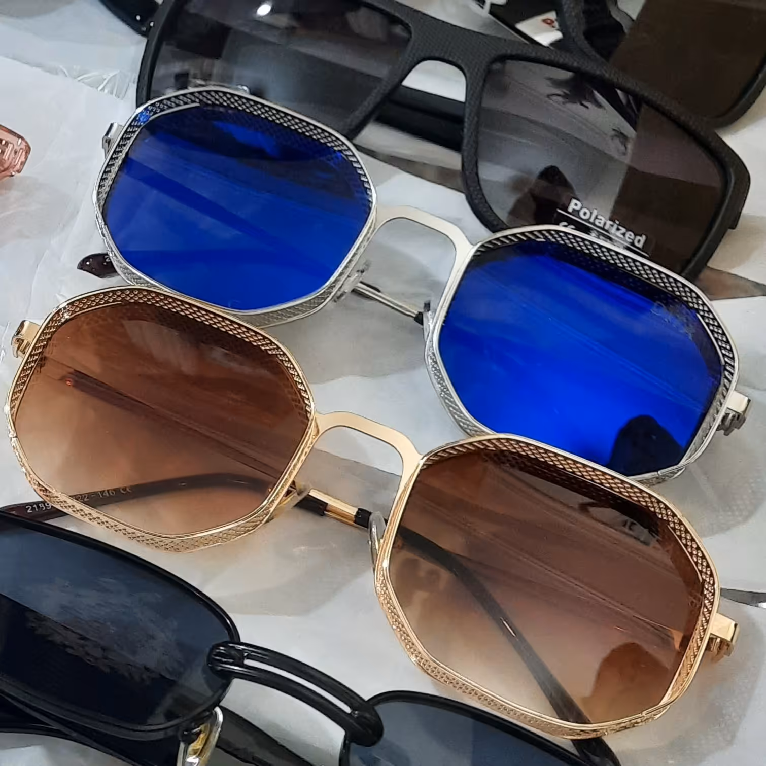 عینک دودی  یووی اسپرت فرم فلزی گرد رنگ طلایی عدسی قهوه ای اسپرت زنانه و مردانه