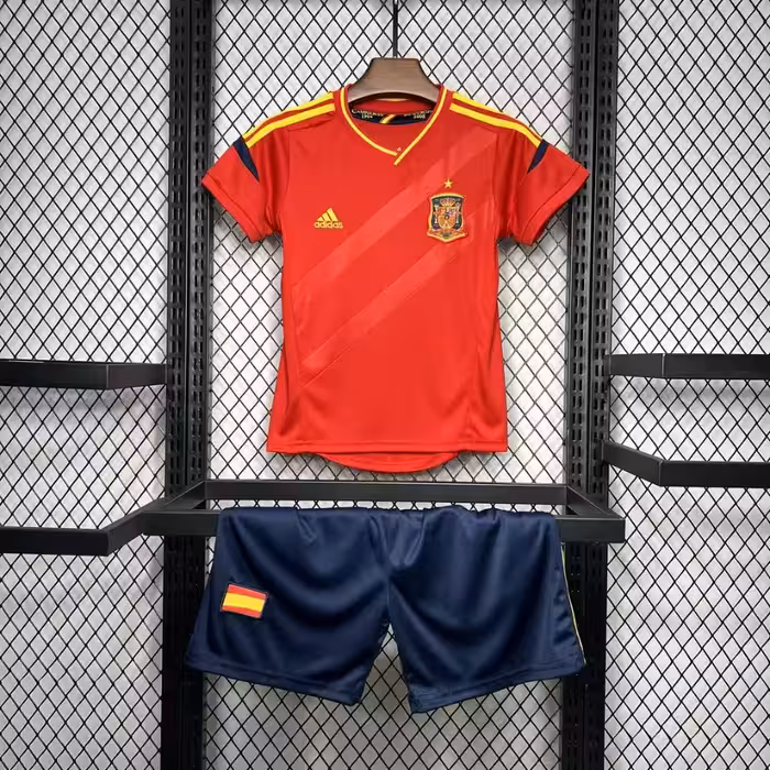 لباس کلاسیک بچه گانه اسپانیا 2012 کیت اول