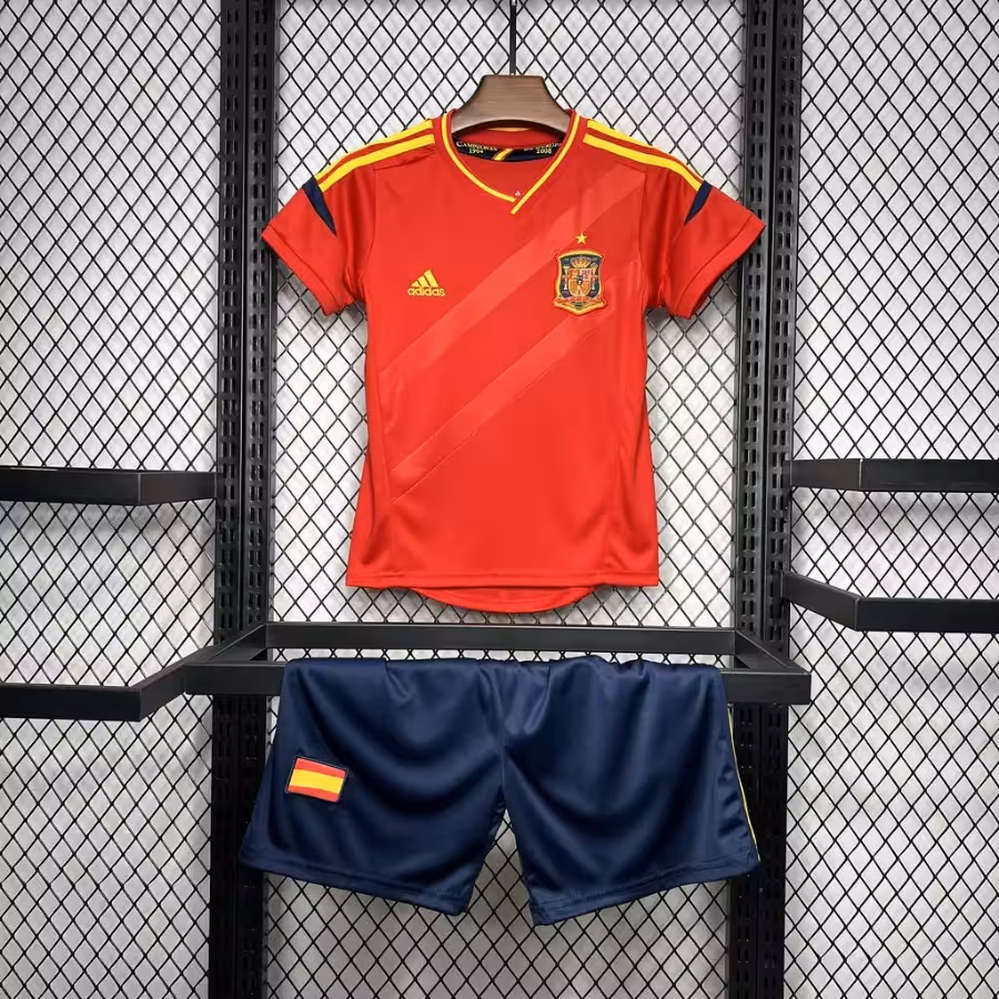 لباس کلاسیک بچه گانه اسپانیا 2012 کیت اول