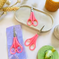 قیچی ابرو صورتی