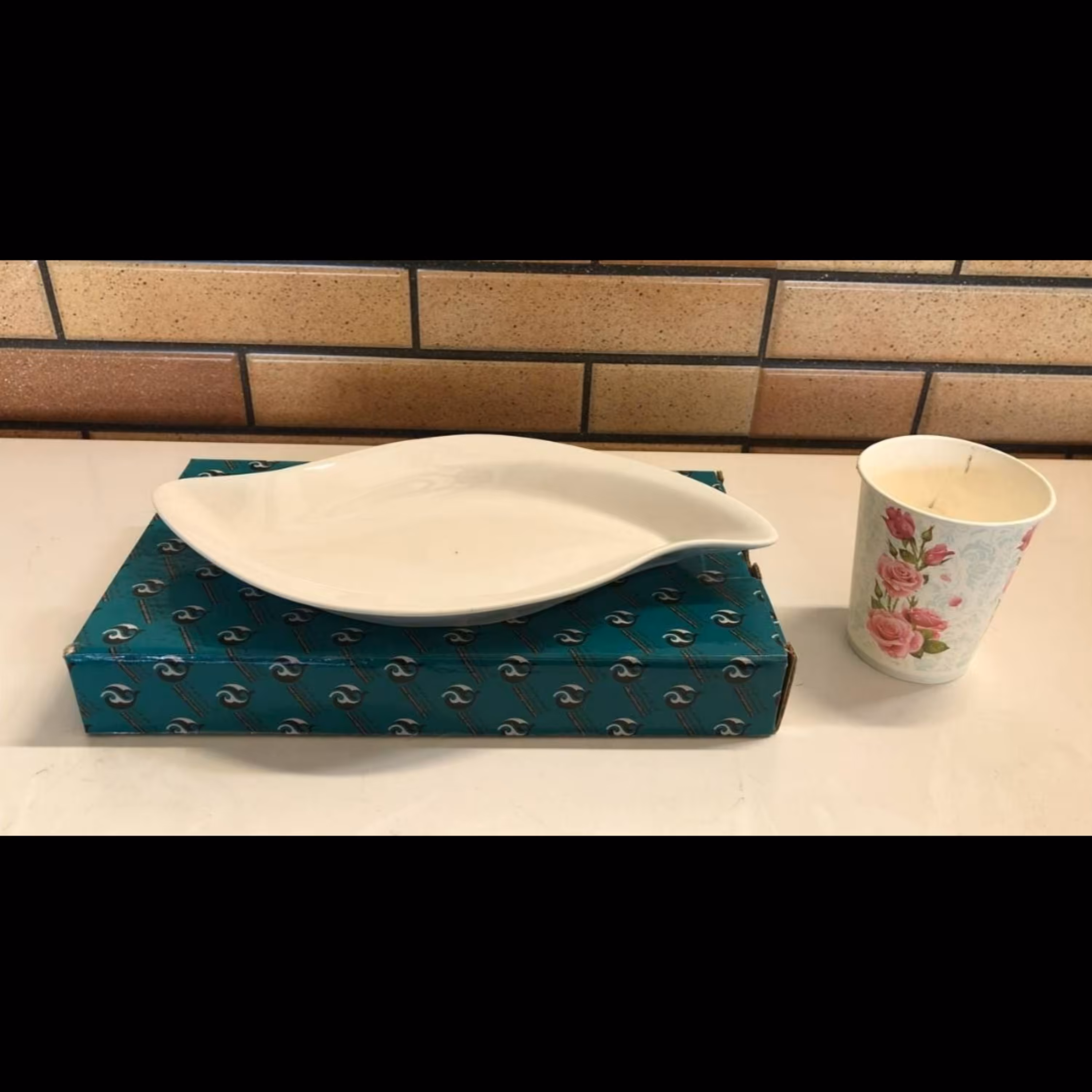 دیس بزرگ رویال(11عدد عمده)