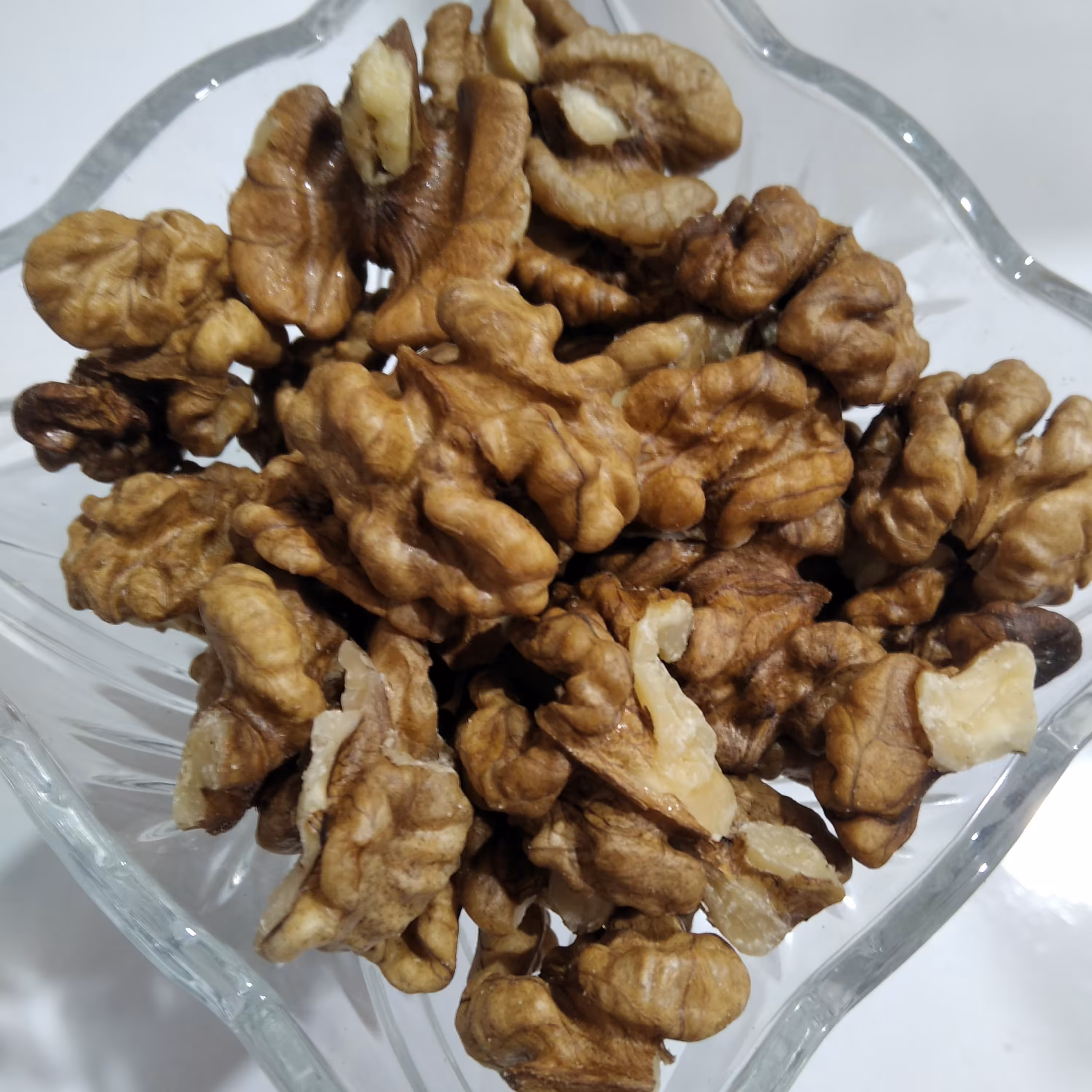 گردوی فسنجونی درشت آذرشهر ارسال رایگان