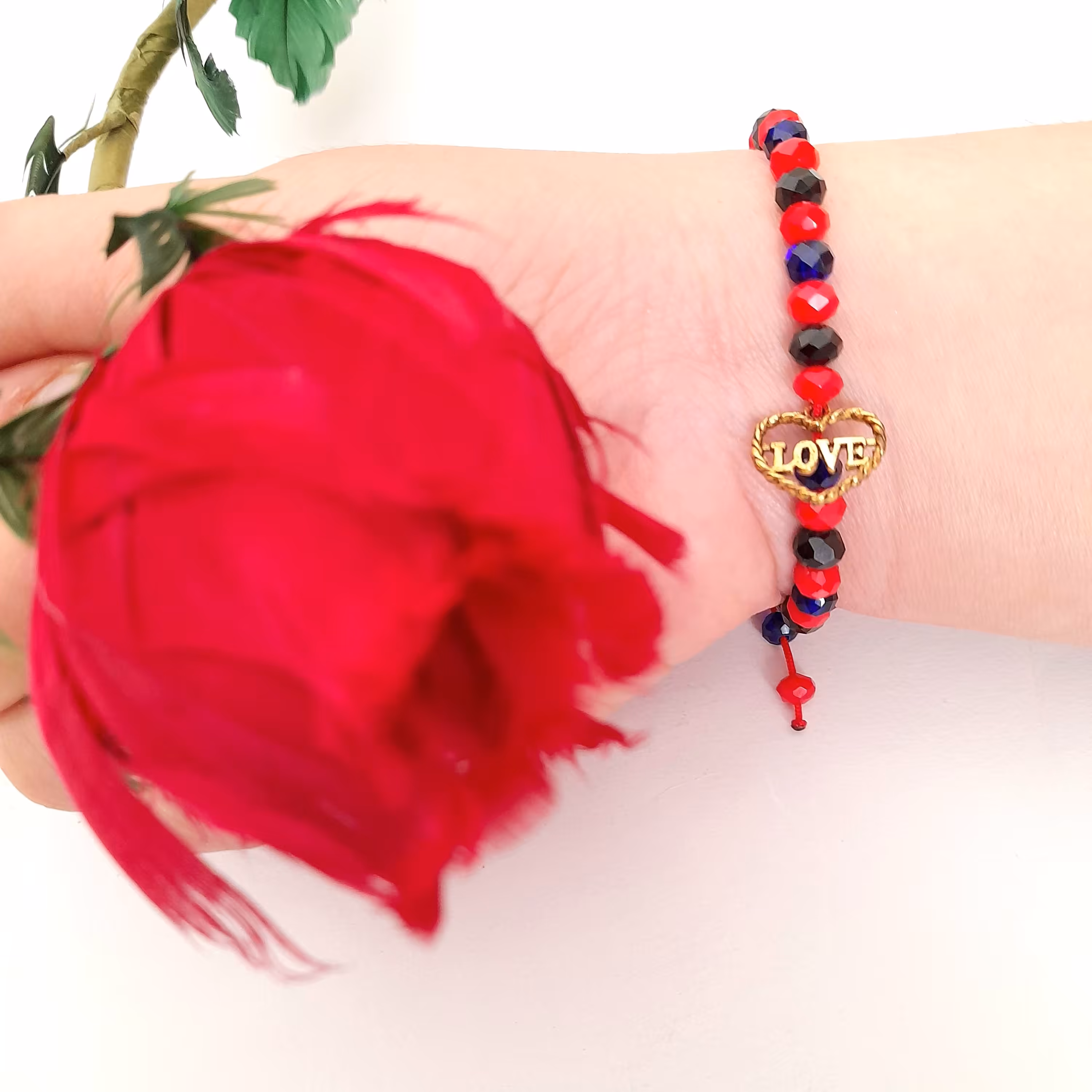 دستبند کریستال(مدل لاو)