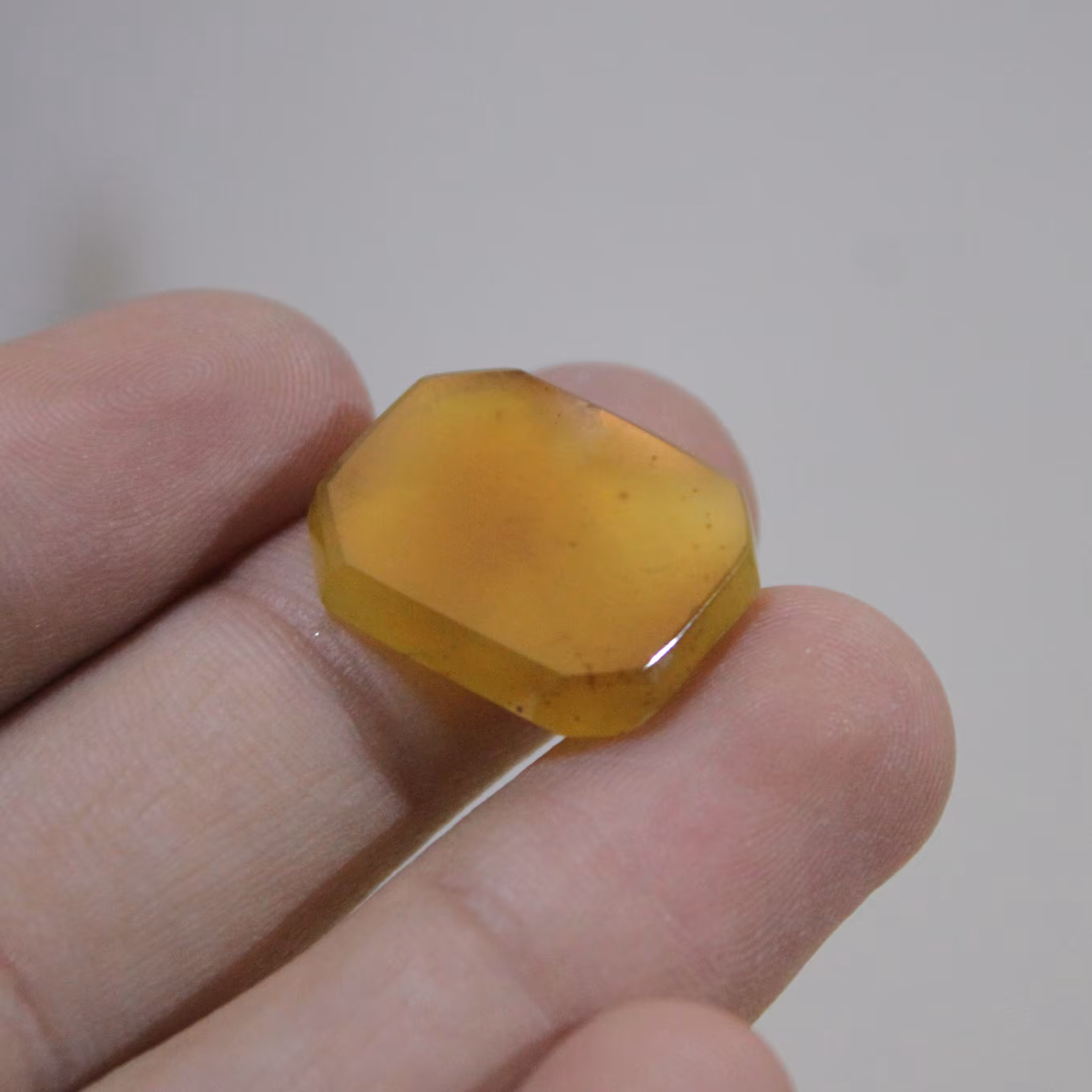 عقیق زرد تخت رگه دار ....