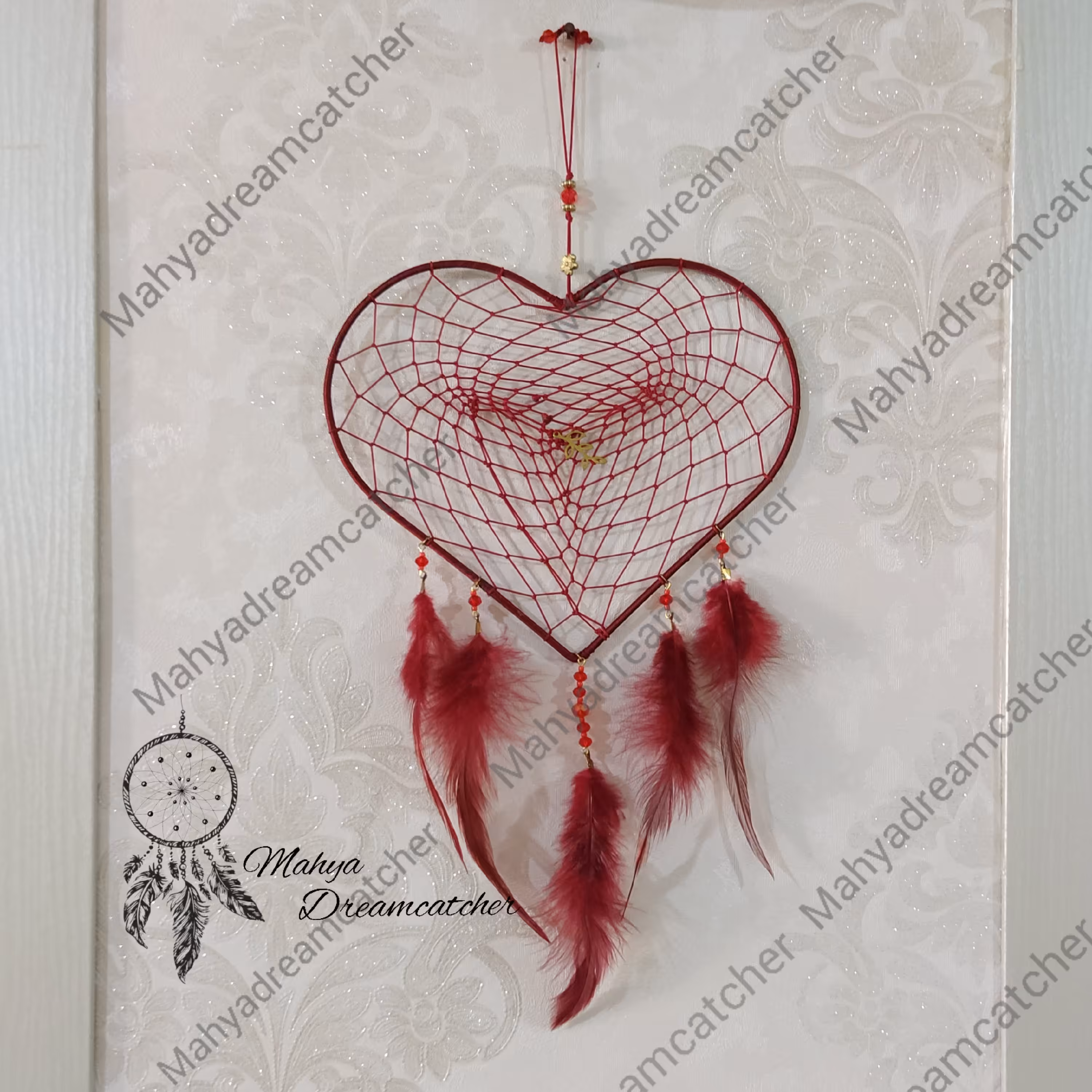  دریمکچر یا کابوسگیر قلبی قرمز سایز حلقه 20سانتی مخصوص آویز دیواری یا ویترین کد 09