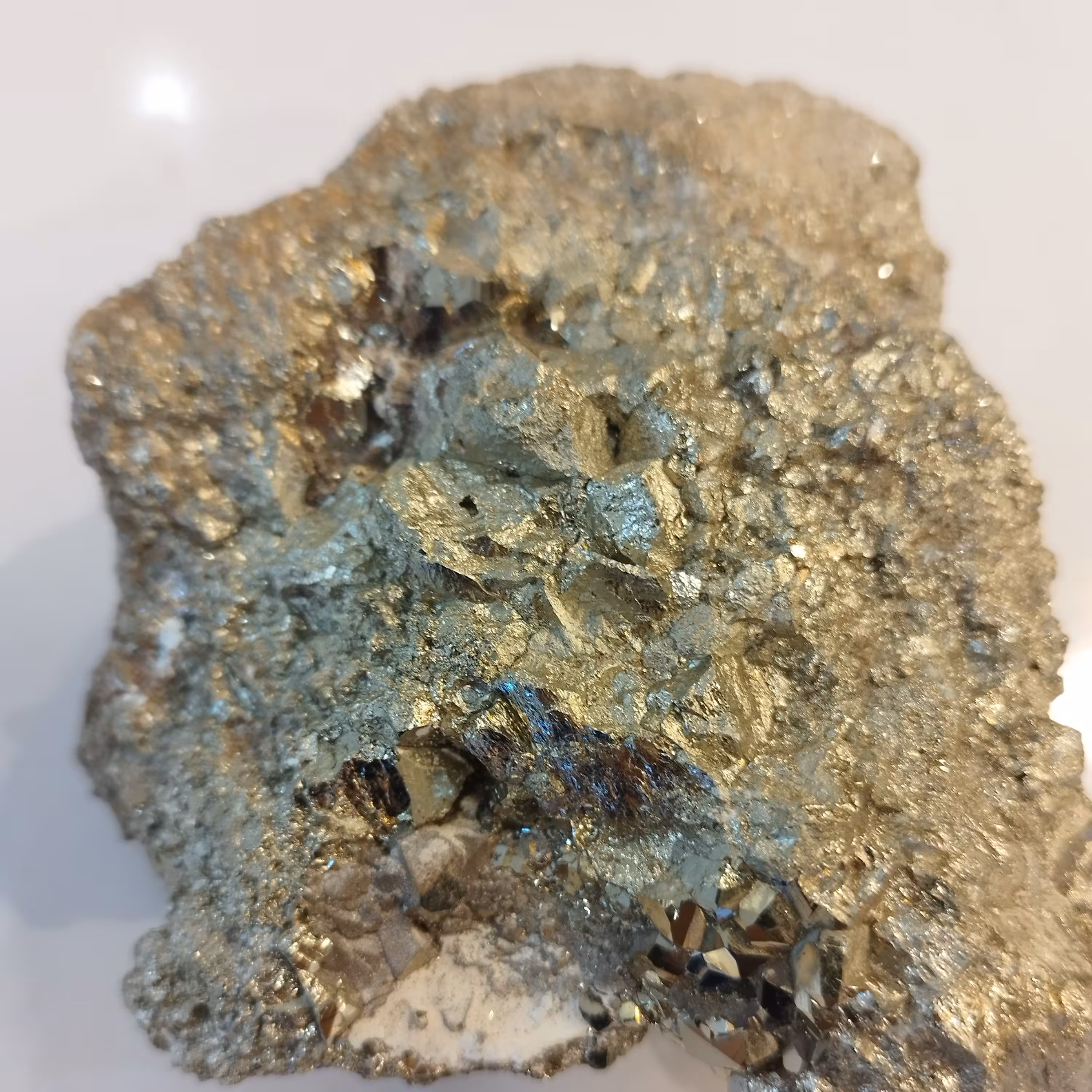 پیریت طلایی ابدار1316گرم کلکسیونی با پریت های ضلع دار