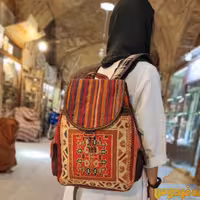 کوله پشتی گلیمی از جنس گلیم سوزنی دستبافت