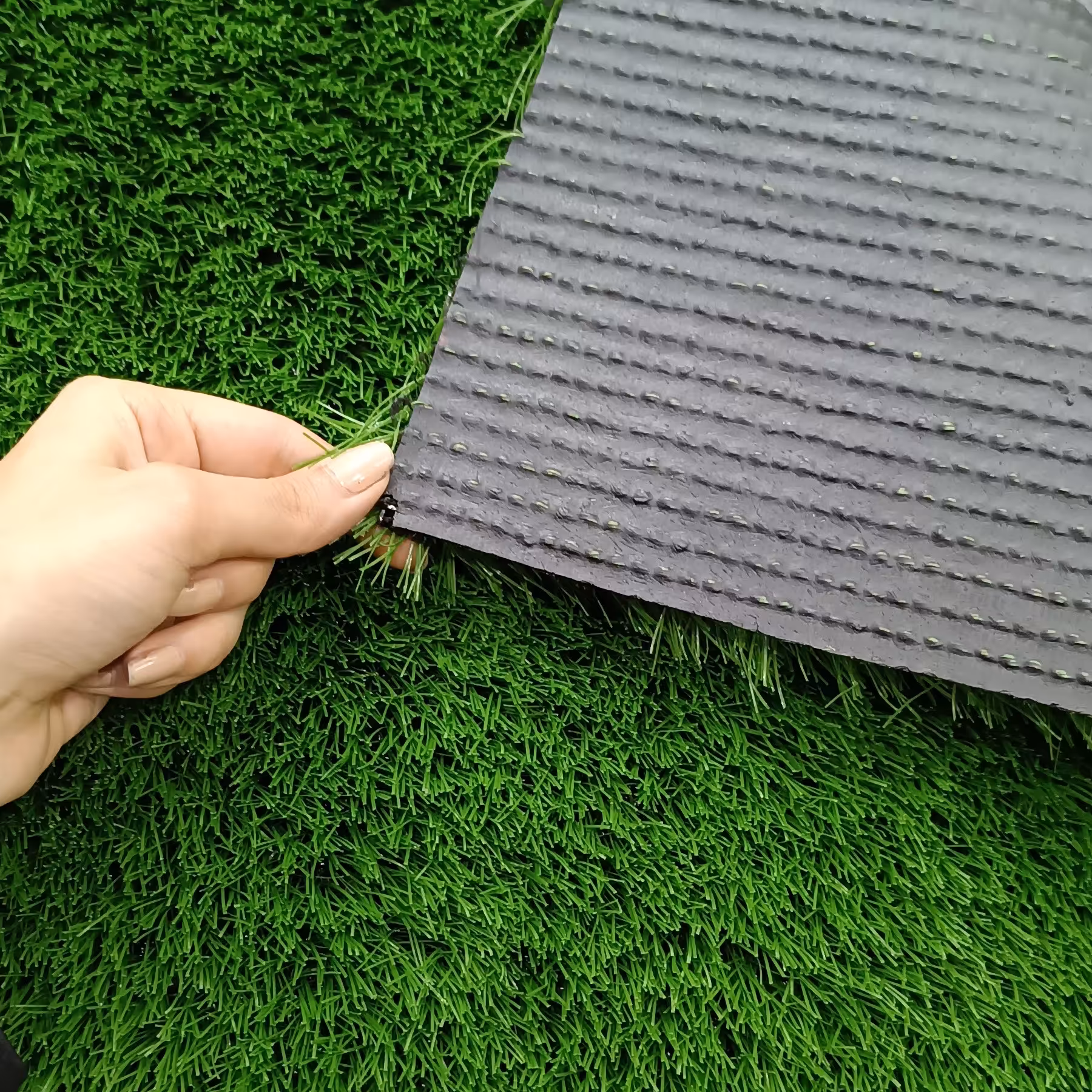 چمن مصنوعی 25میلی متر عرض2متر 