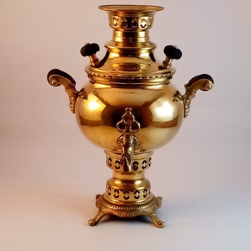 سماور برنجی برنزی یک لیتری  ذغالی سایز مناسب سیسمونی