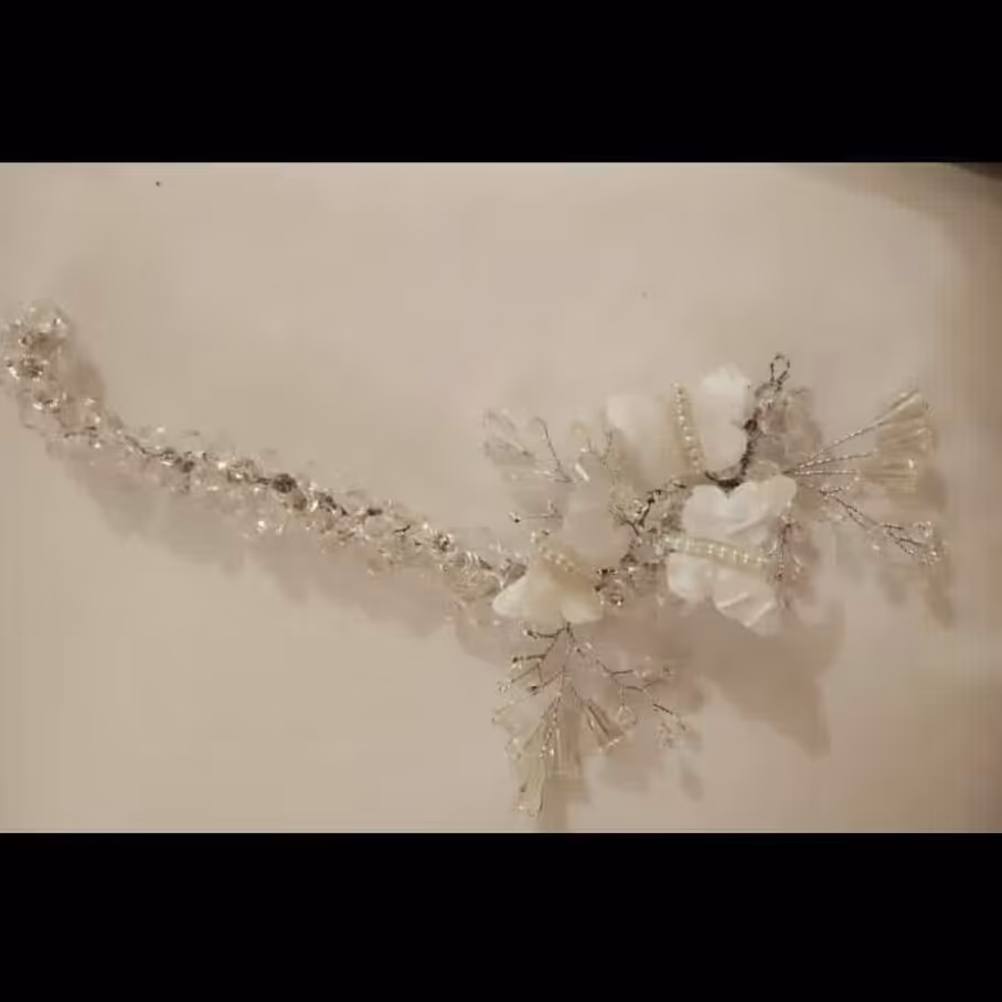 ریسه کریستالی بلند  با پروانه های پارچه ای  