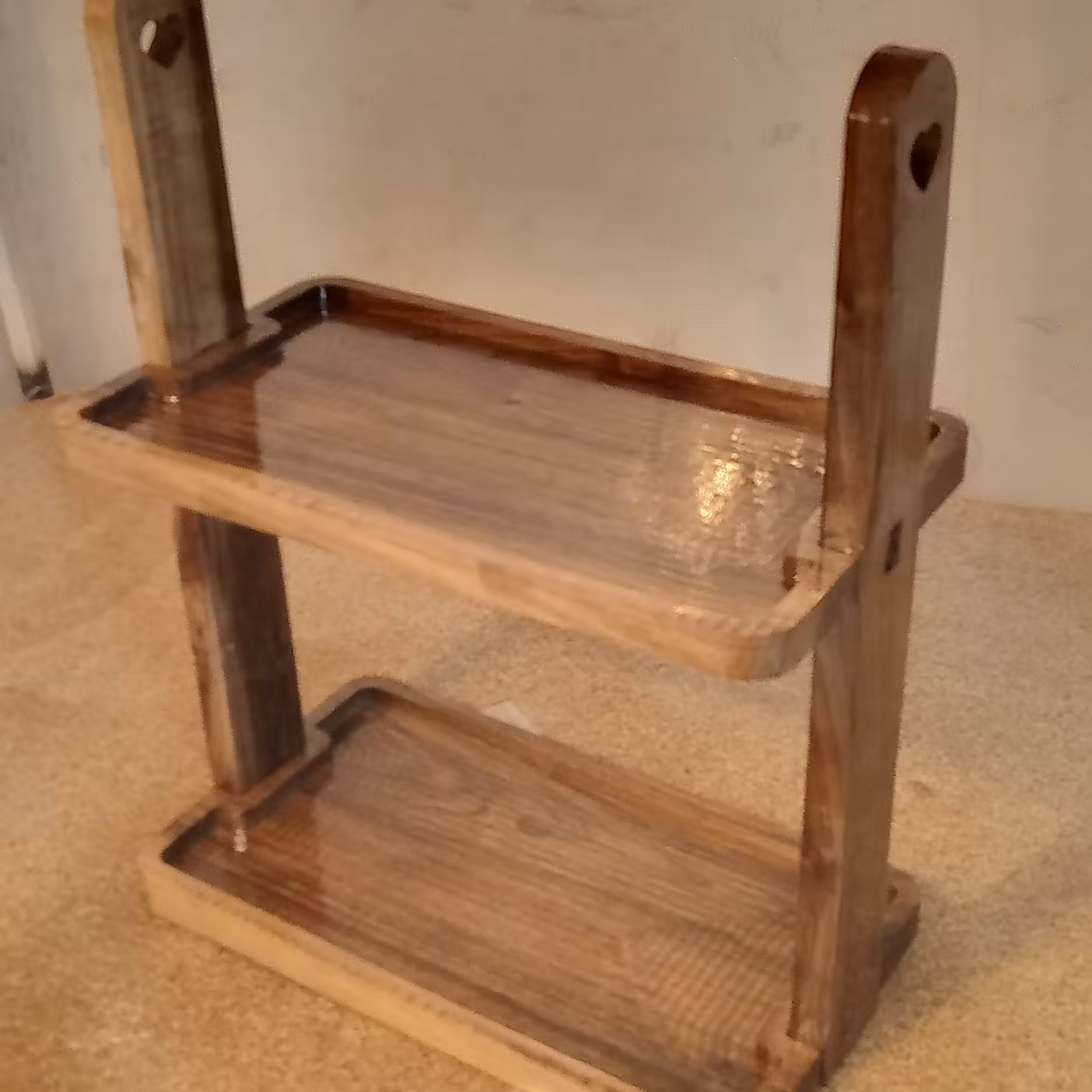 سرو دو طبقه چوبی