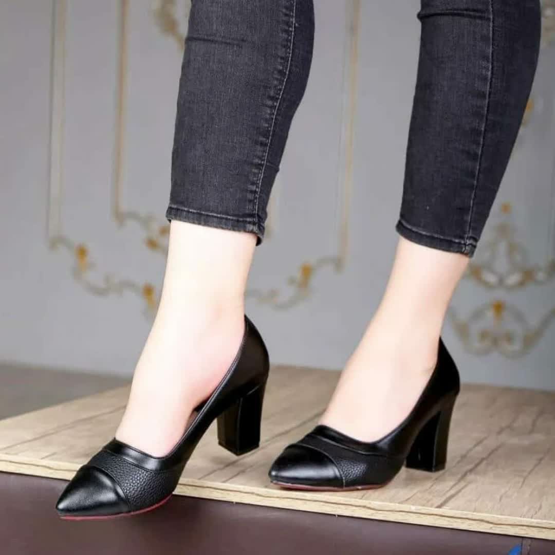 کفش مجلسی مشکی پاشنه دار