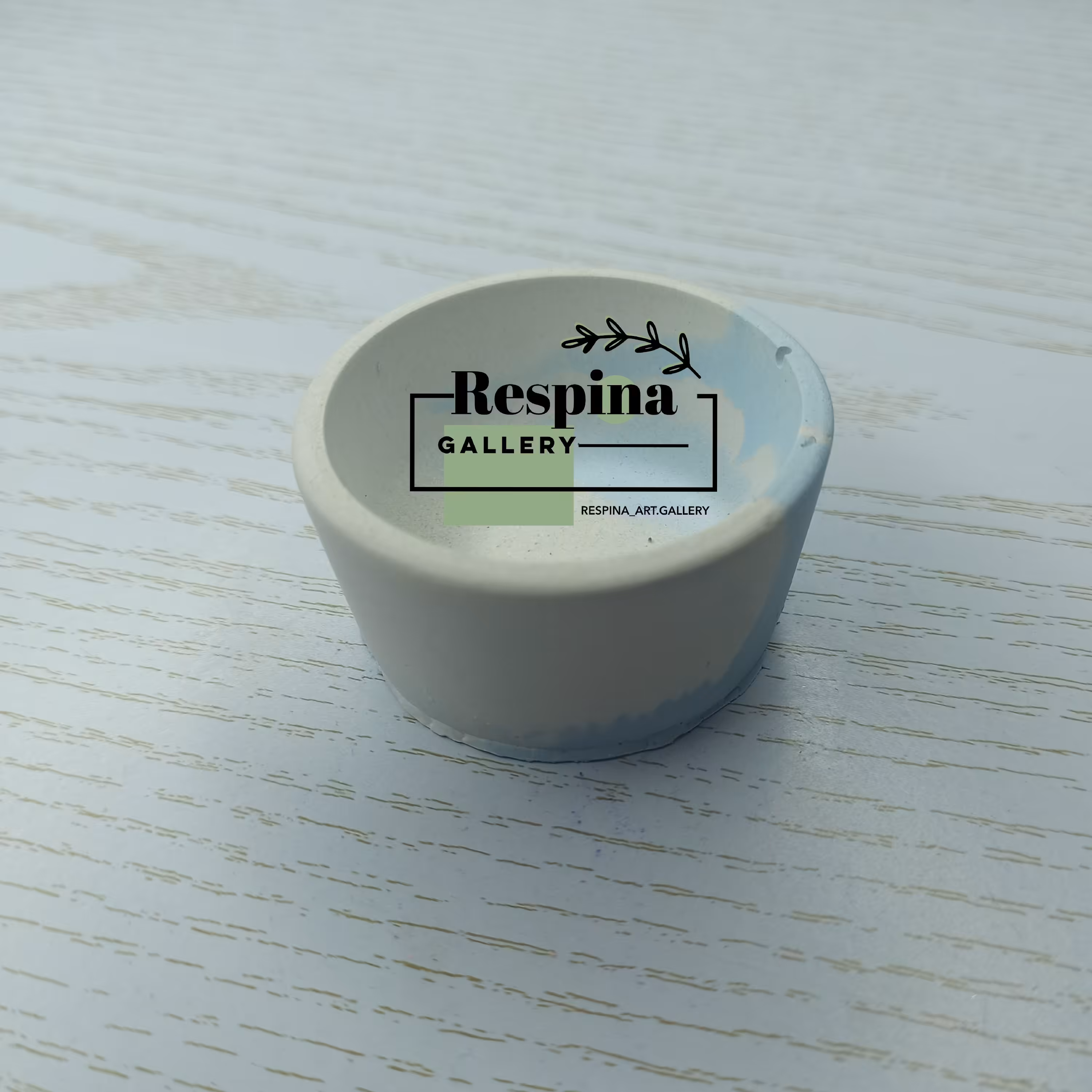 جا وارمری گرد سنگی رنگ آبی  سفید