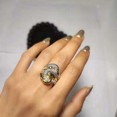 انگشتر مجلسی خانومانه برند ژوپینگ