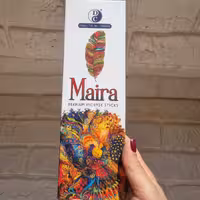 عود دستساز مایرا/برند dc/محصول هندوستان/50گرمی /حدودا 30 شاخه/رایحه شیک و کمی ادکلنی 