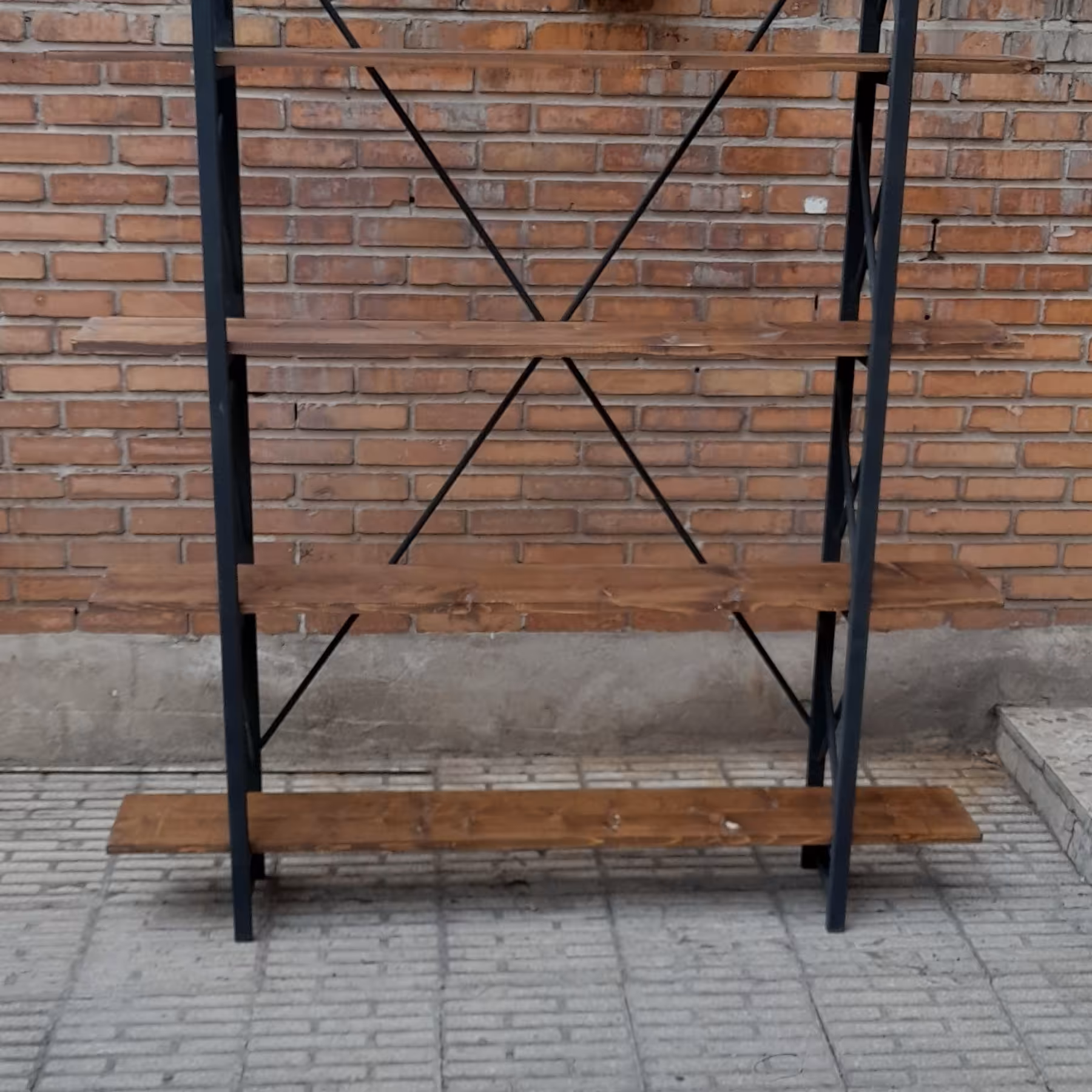 کتابخانه  ترکیب فلز وچوب طبیعی ارتفاع 2متر و عرض150 