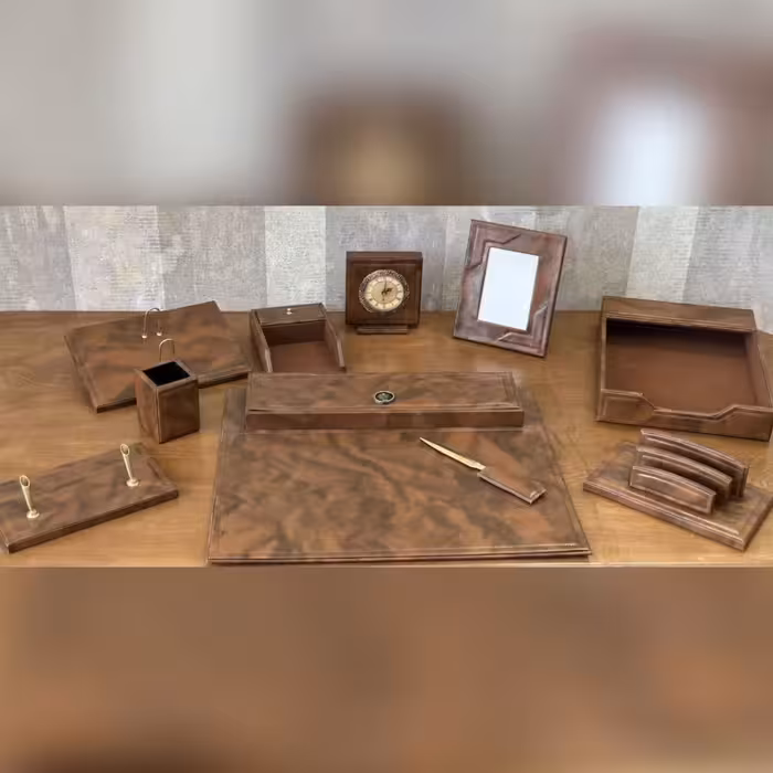 سرویس لوازم اداری رومیزی  10 تکه قائم- چوب و چرم - کد 810- قهوه ای و مشکی