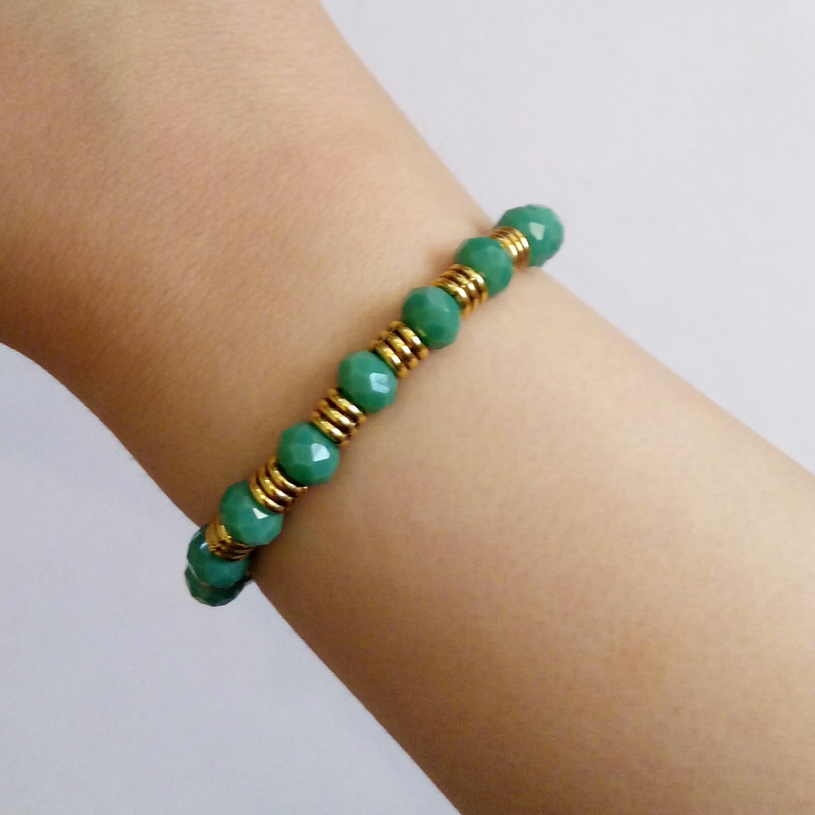 دستبند سبزآبی کریستال 