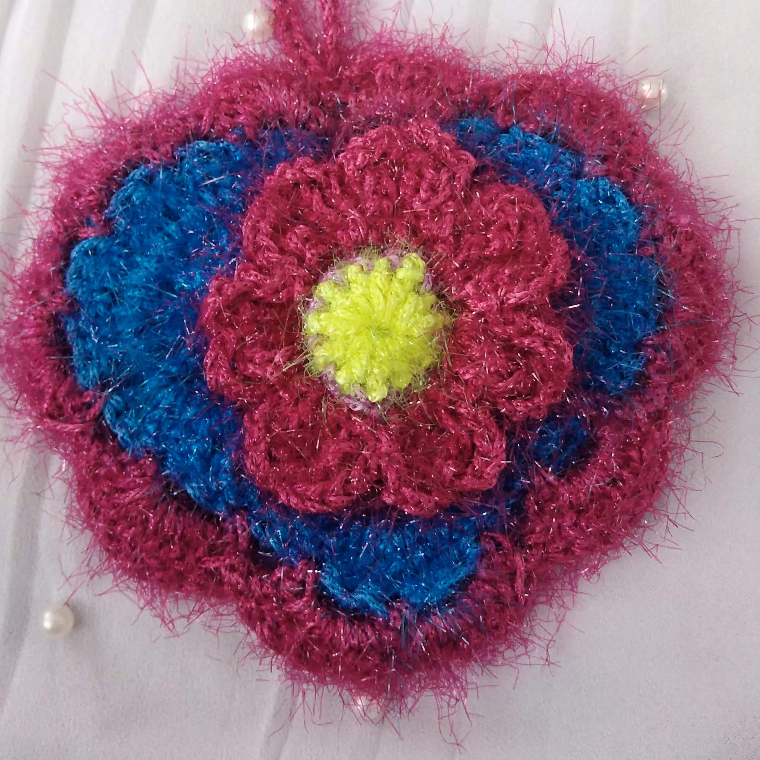 اسکاج طرح قلب شکوفه دار