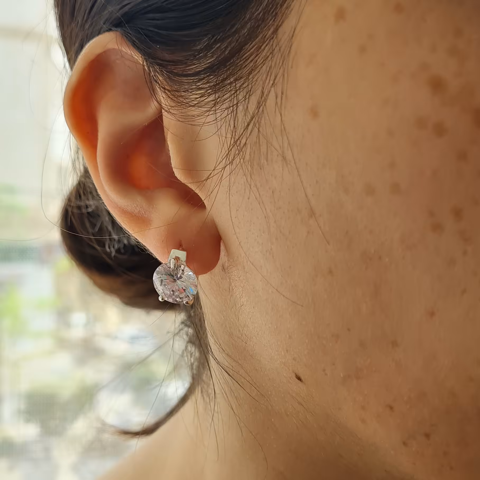 گوشواره تک نگین