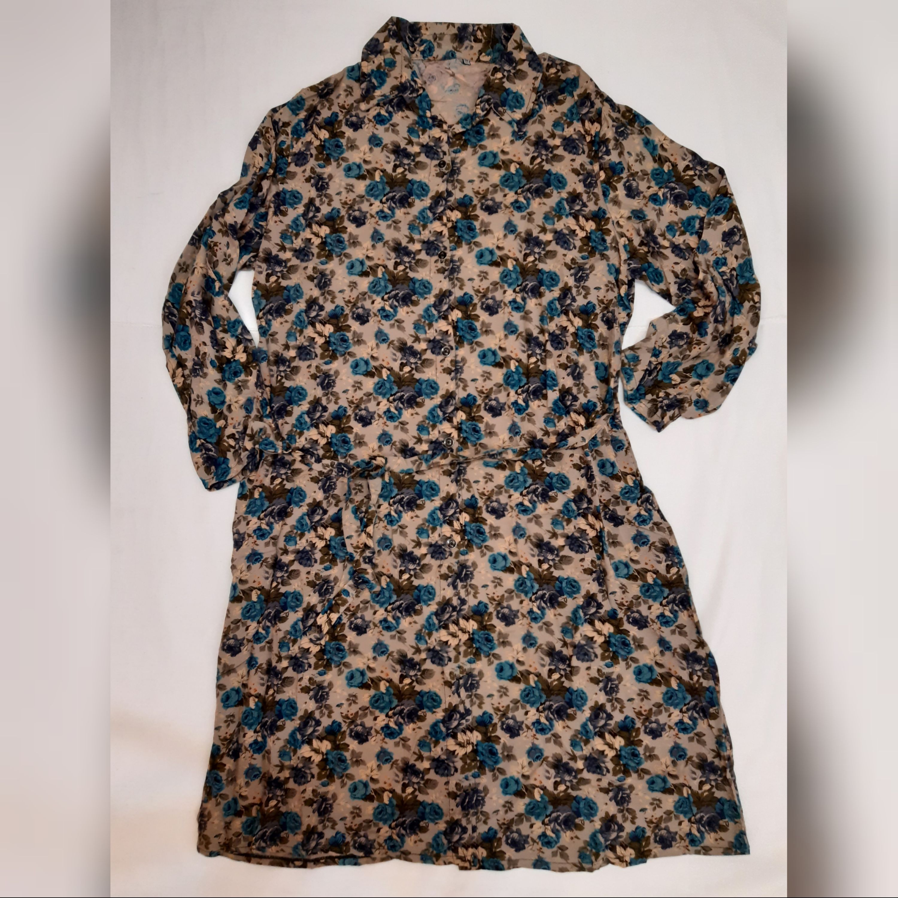 مانتو نخی اصل ترک جلو دکمه خور و دارای کمربند برای تنظیم
