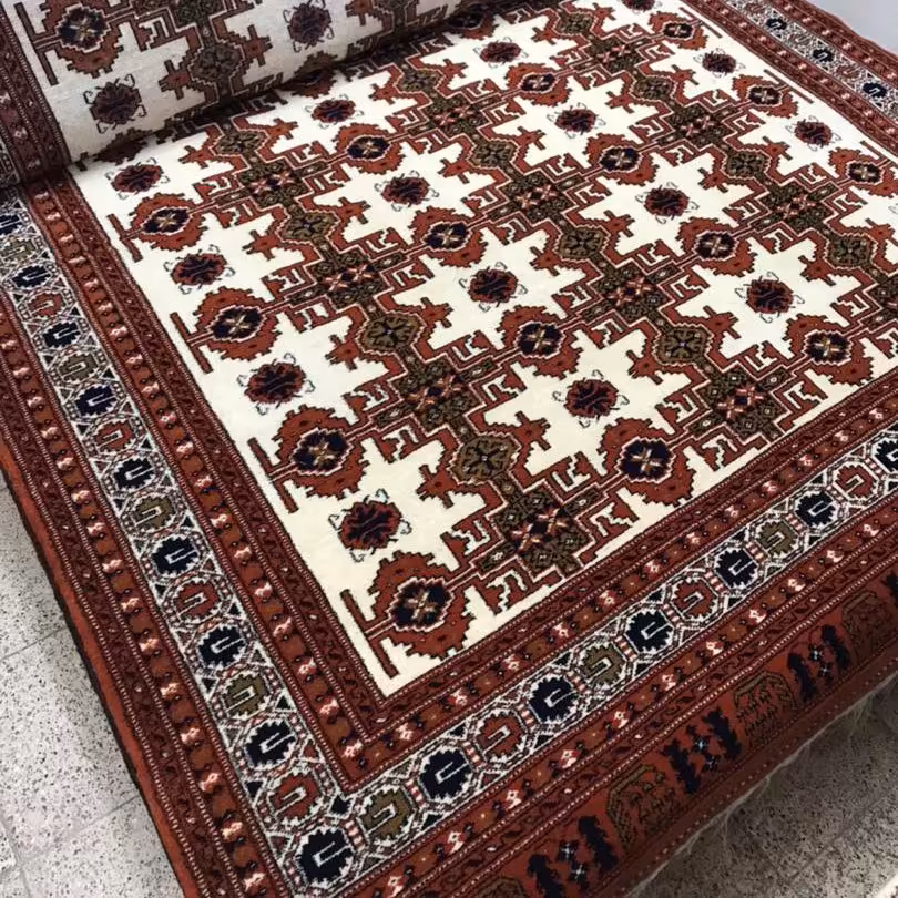 فرش دستبافت 6 متری اعلا ترکمن، جفت دارد، فوق العاده زیبا وریزبافت و تضمینی، طرح  روس