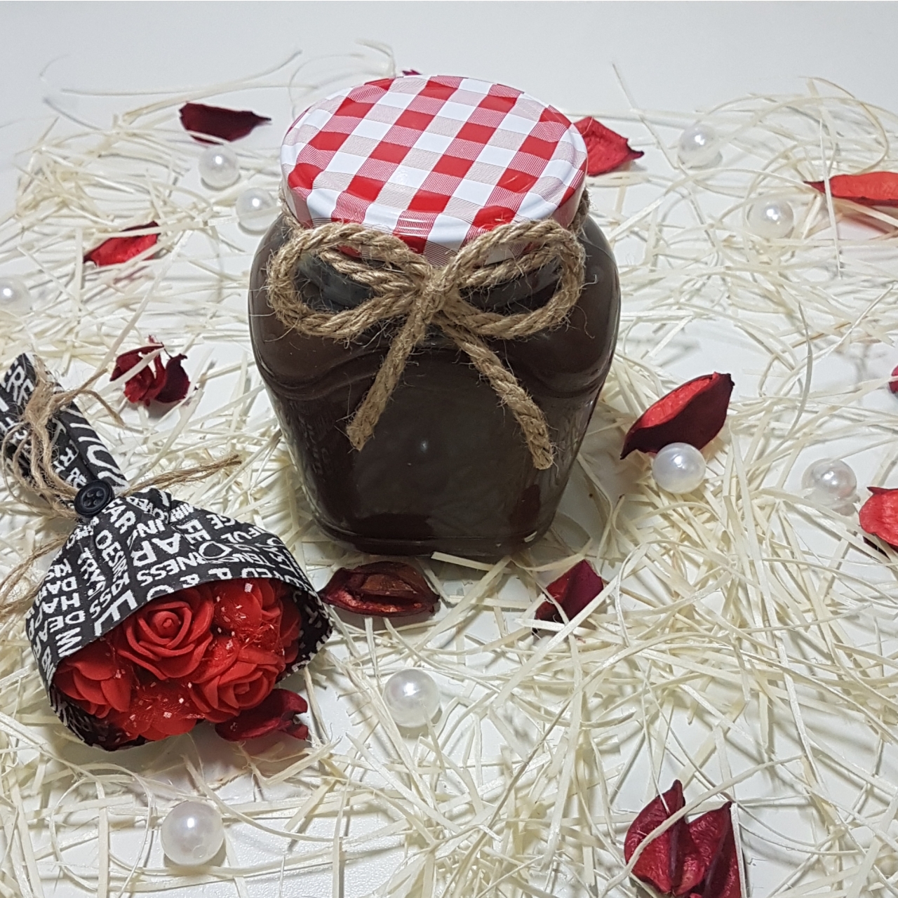 شکلات صبحانه خانگی فندوقی 40 درصد حجم 400 گرم