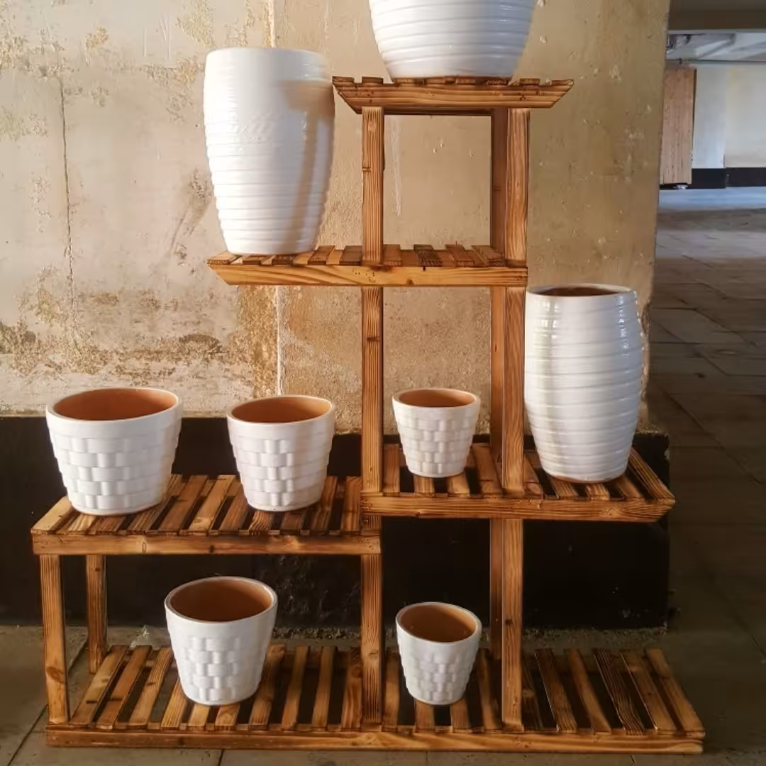 استند گلدان چوبی