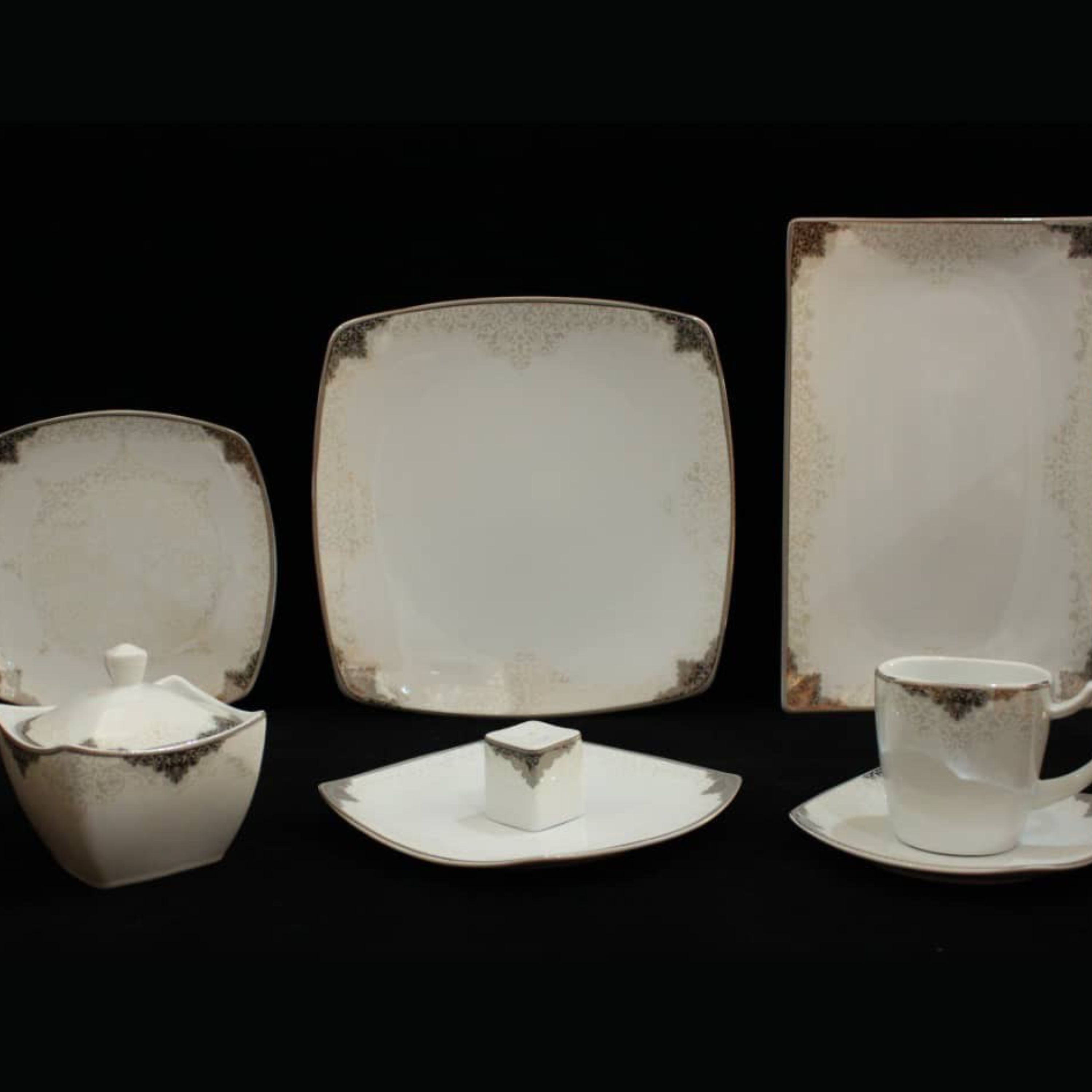 سرویس29پارچه چینی لورین قالب سناتور گل کوکب نقره