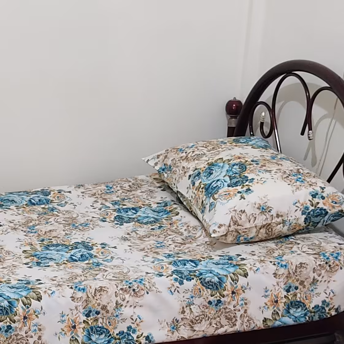 سفارش دوخت روتختی یا کاور تخت یک نفره ( 200در90 ) چمتا