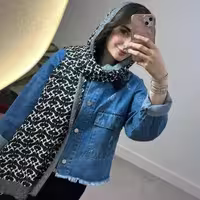 شال نخی کج راه وارداتی مارک کوچ