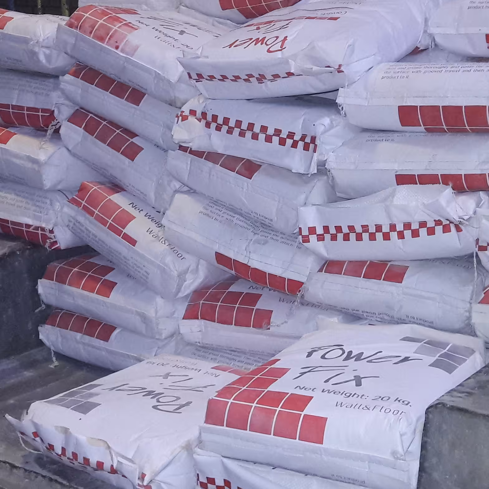 چسب پودری  کاشی و سرامیک و بلوک هبلکس 