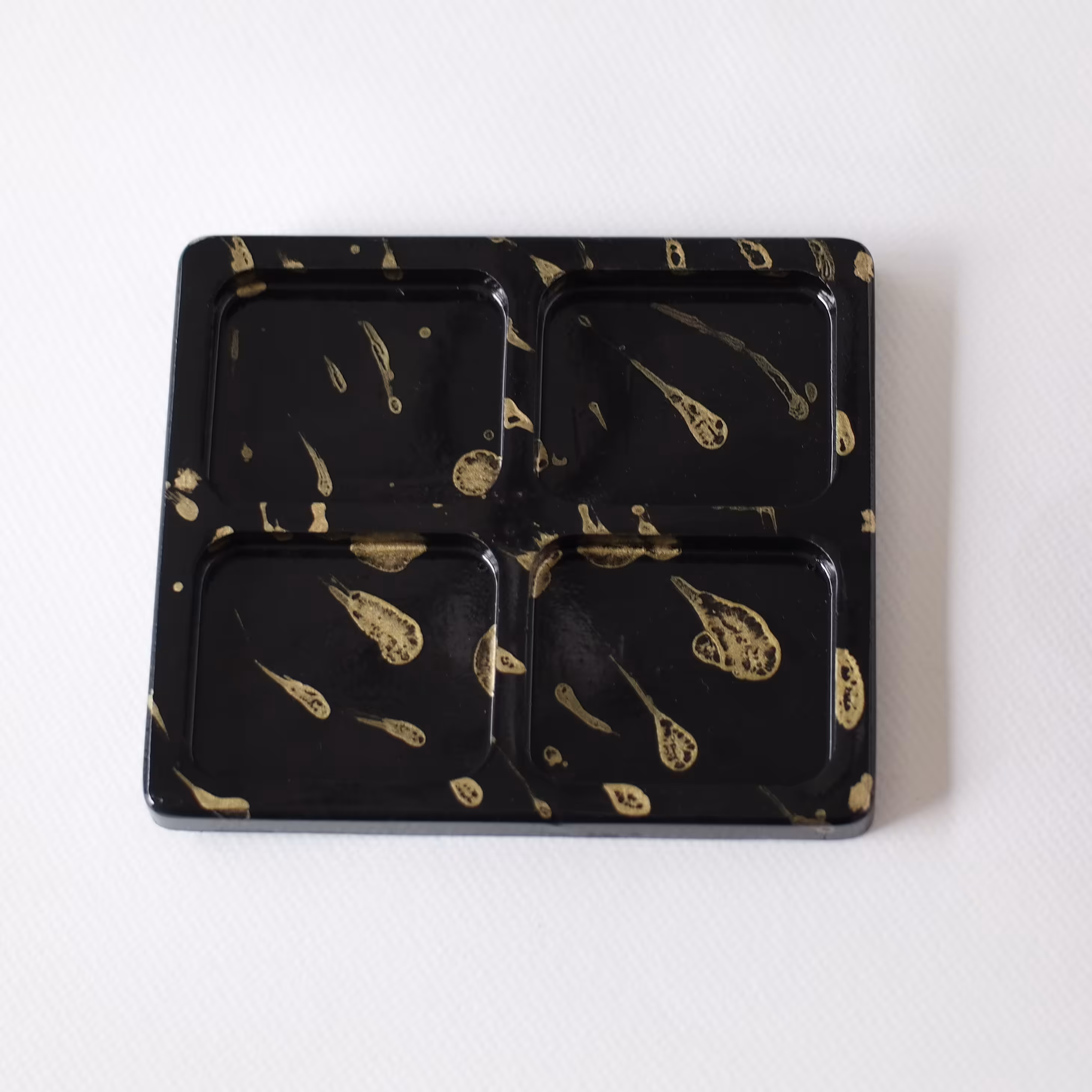 اردوخوری مربع طرح کهکشان سایز 20 در 17 از جنس پودر سنگ متا پرداخت شده با طرح و رنگ