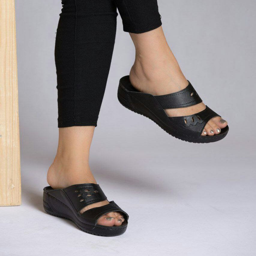 صندل_طبی
کد 1220
قالب استاندارد
جنس چرم صنعتی
زیره طبی تبریز
شیک راحت
لژ 3 سانت
Size37ta42