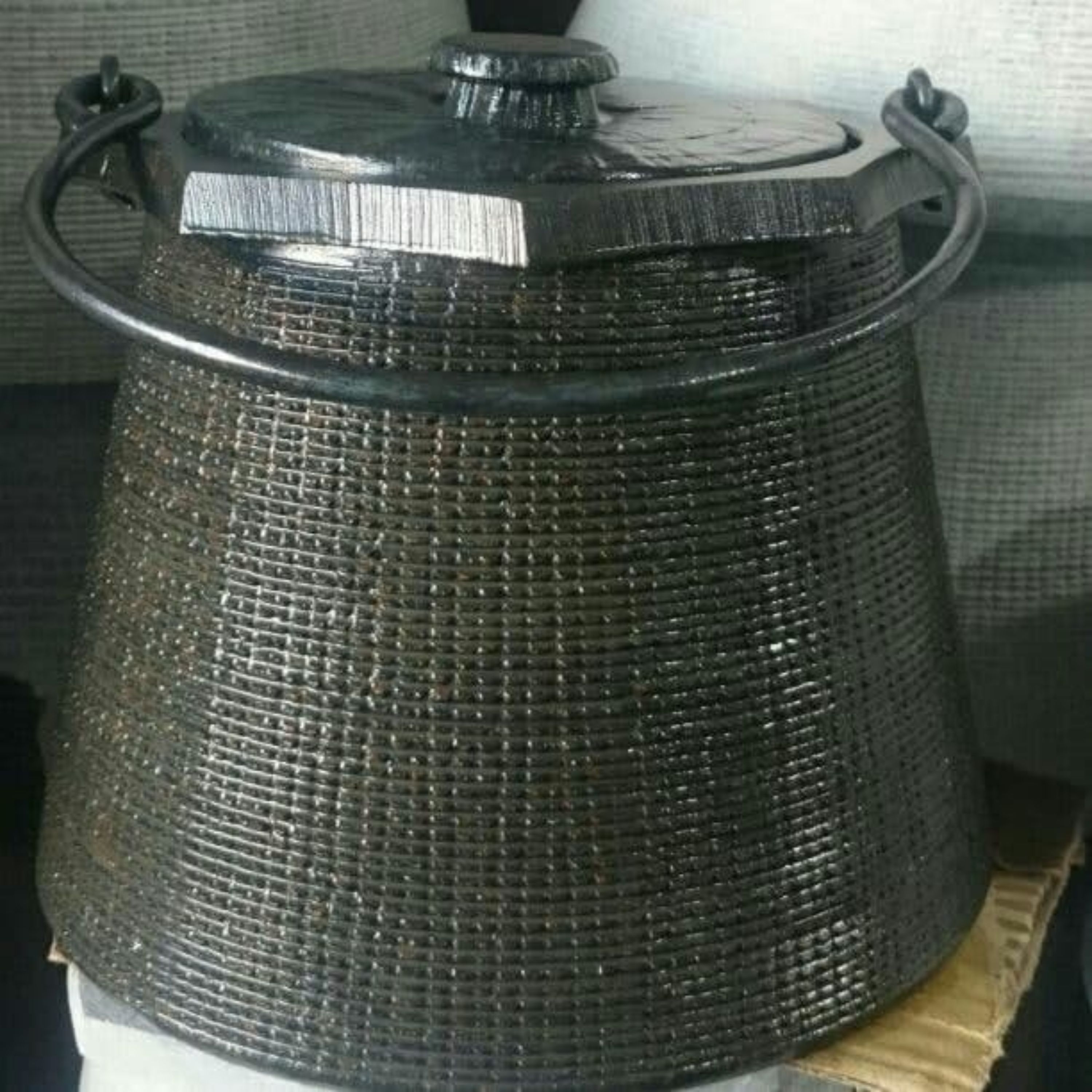 دیزی سنگی دسته دار